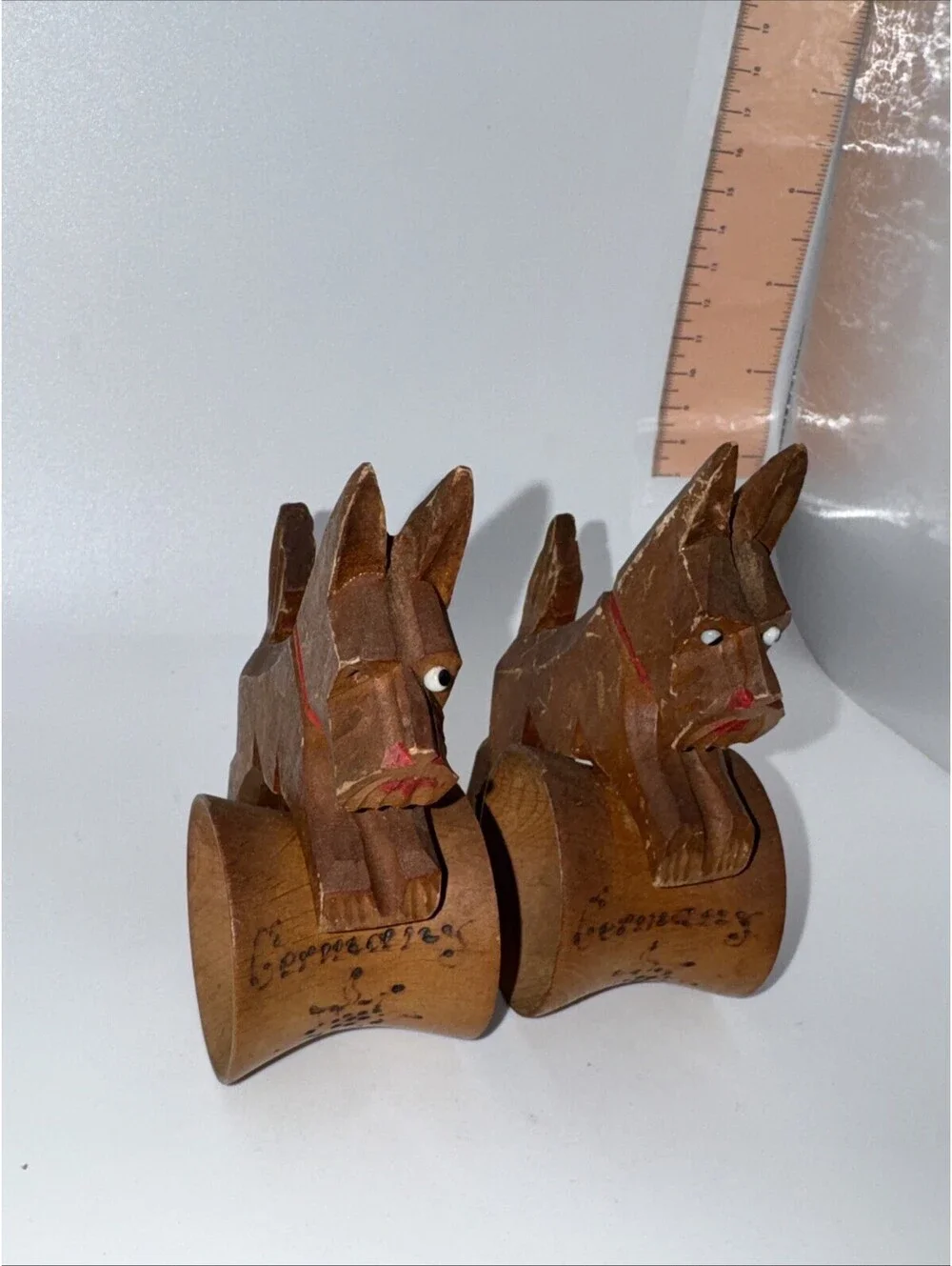 Vintage Pair Of Carved Wooden Scottie Dog Napkin Rings - Made In Germany